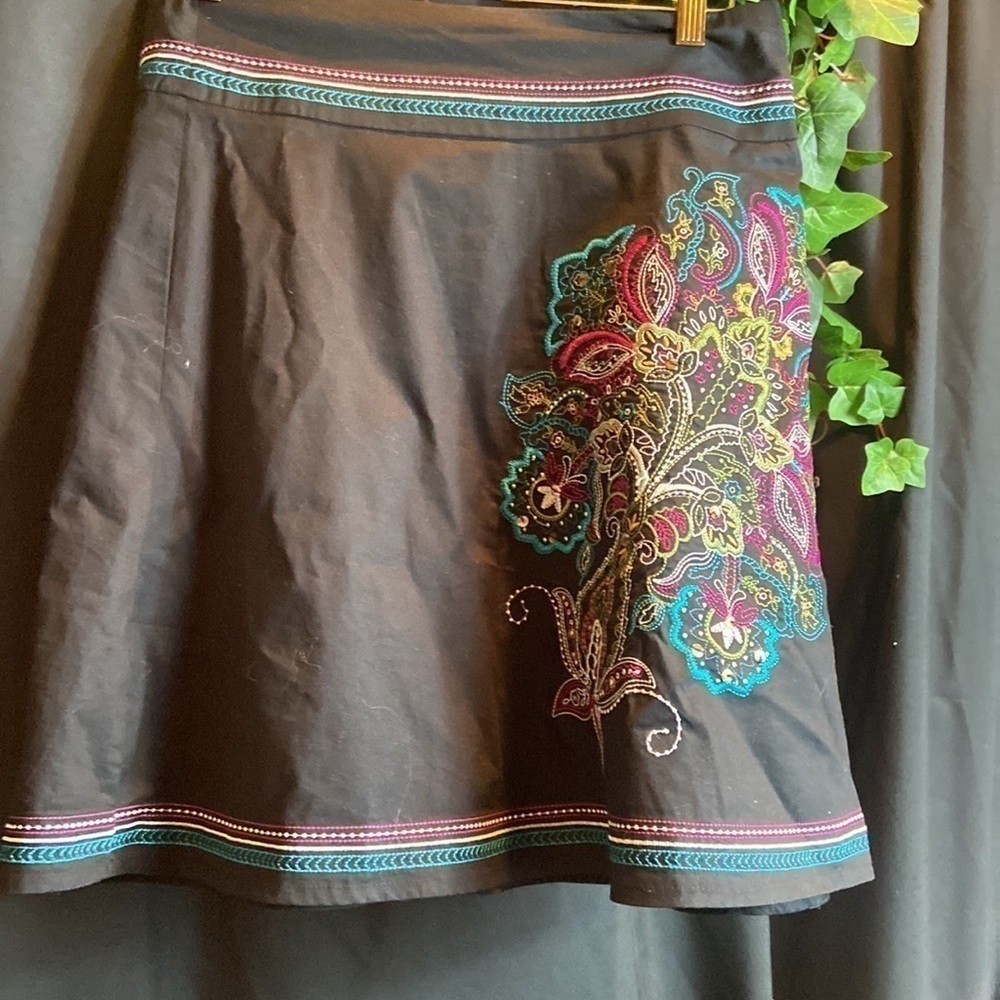Heart soul Black Floral embroidery skirt